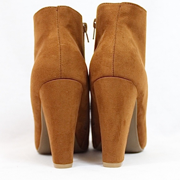 Chestnut Round Toe Chunky Dress High Heel Bootie - Picture 5 of 5